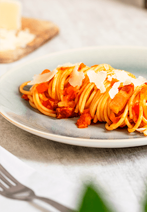 BIO špageti z omako Amatriciana