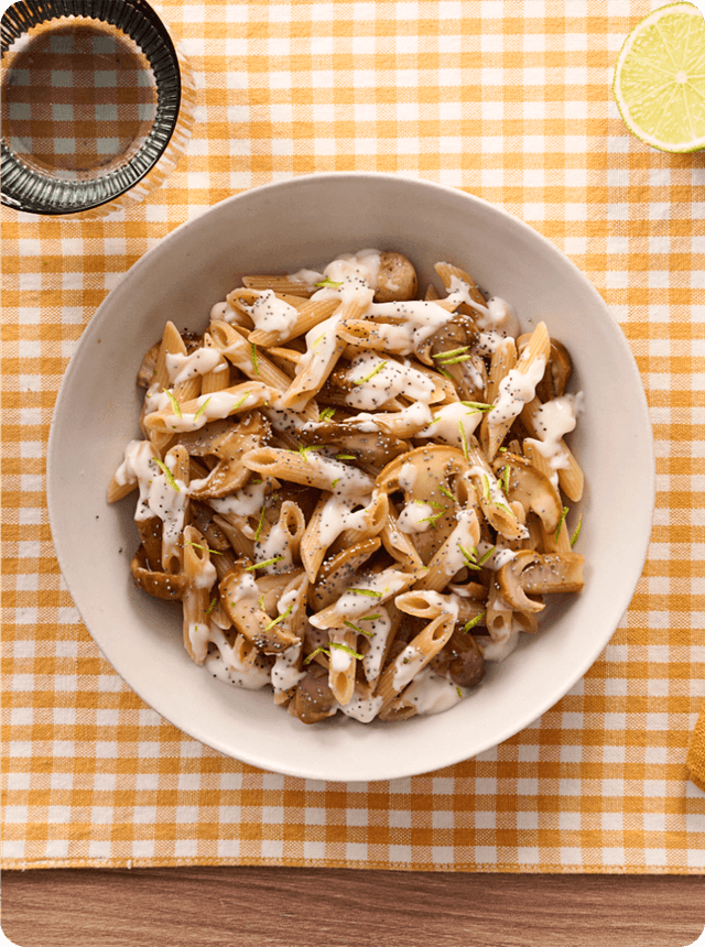 Barilla - Al Bronzo - PENNE RIGATE À LA CRÈME DE PARMESAN AU CARDAMOME, CHAMPIGNONS PORCINI ET CITRON VERT