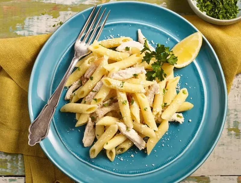 Barilla® Garlic Chicken Penne Pasta Plate