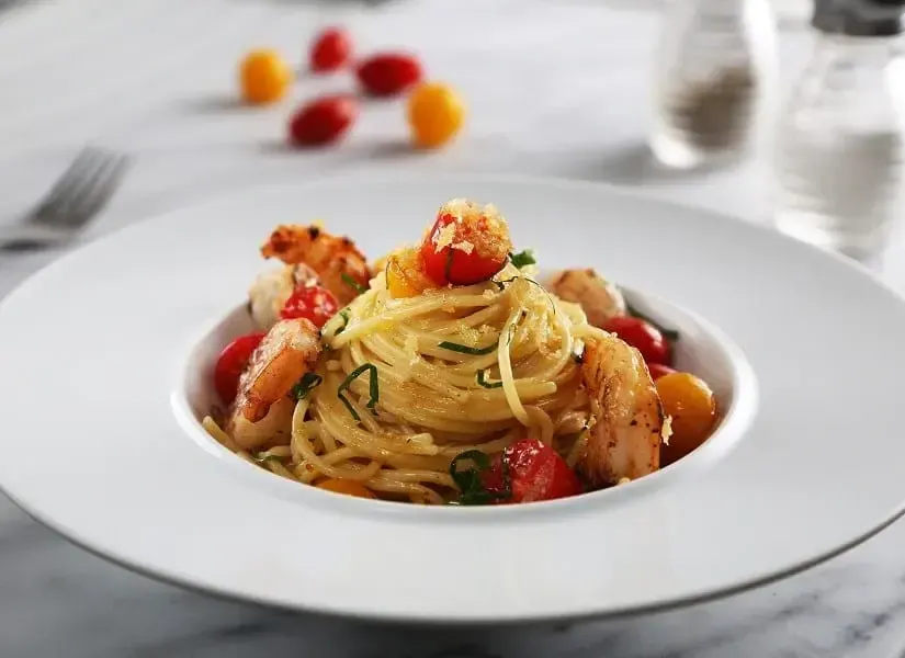 Barilla® Spaghetti with Shrimp, Grape Tomatoes and Crispy Panko Recipe | US_PROD-c123a366-3fa2-4e07-a818-a59d63479741