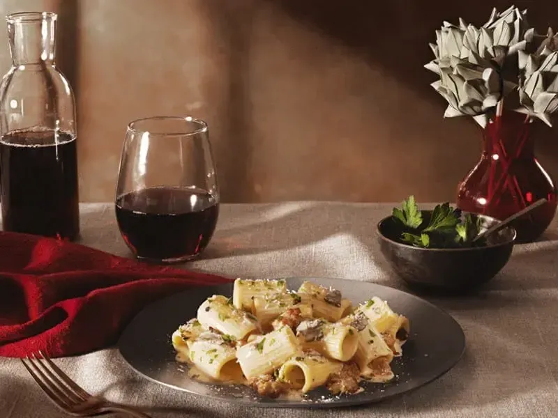 Barilla® Al Bronzo® Mezzi Rigatoni Pasta with Black Truffle Sauce and Italian Sausage Recipe | US_PROD-2d1c523b-a797-49c9-9a89-2da5117777c5