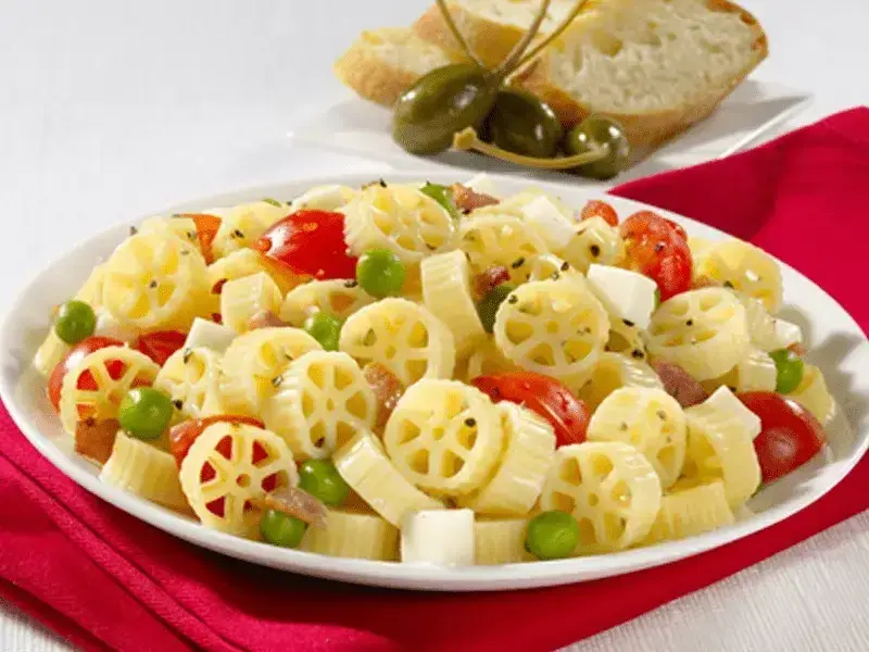 Barilla® Mini Wheels Pasta Salad with Chicken, Bacon and Veggies Recipe | US_PROD-6e3676c5-88d7-4f20-aa52-00ef056d7221