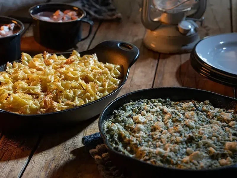 Barilla® Farfalle Pasta Chips with Spinach Artichoke Recipe | US_PROD-dff53873-7814-436d-8071-308a3026e1f2