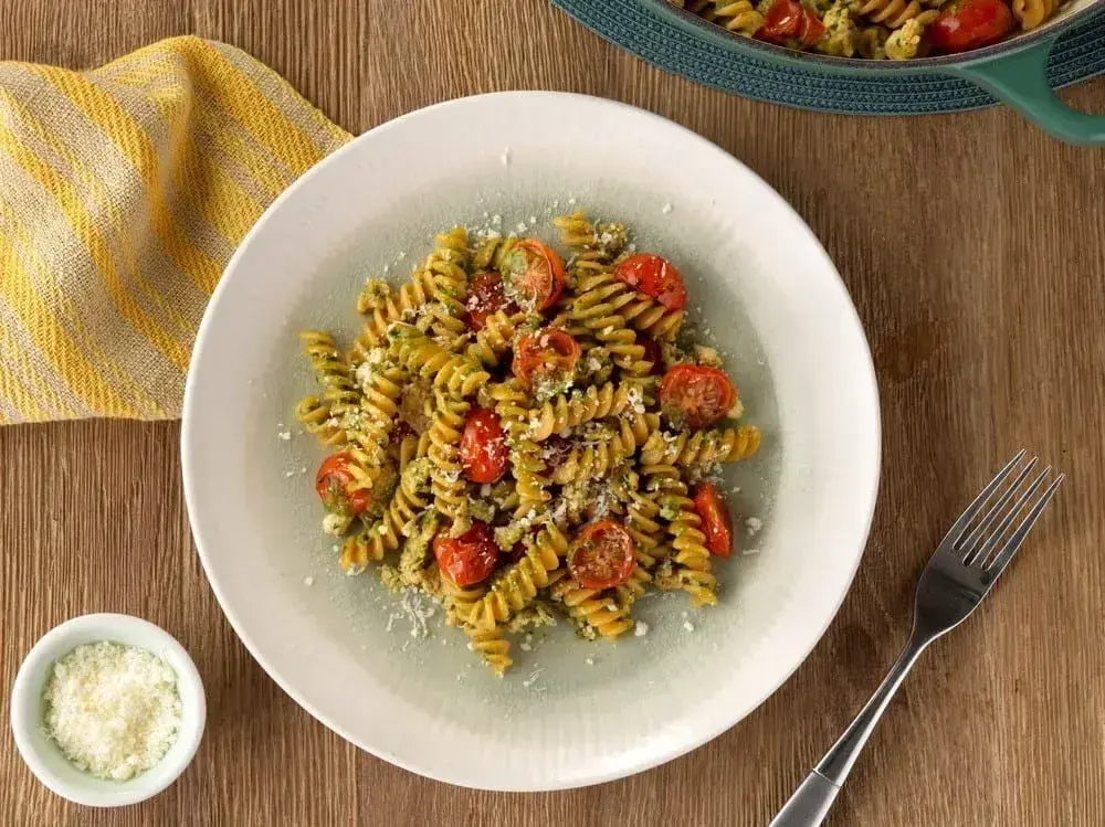 Chickpea Rotini Pasta with Chicken, Barilla® Creamy Genovese Pesto and Oven Roasted Tomatoes Recipe | US_PROD-006d9919-ea8c-4d9c-8613-4a260108c1e0