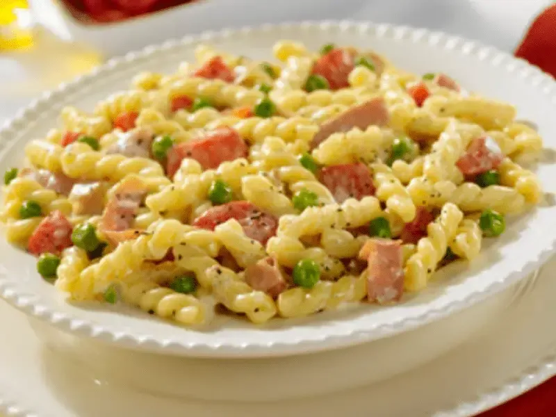 Barilla® Gemelli Pasta with Parmigiano-Reggiano Cream Sauce, Prosciutto and Peas Recipe | US_PROD-3f82b7bd-7b68-486d-b6ca-0abda55ca9ba
