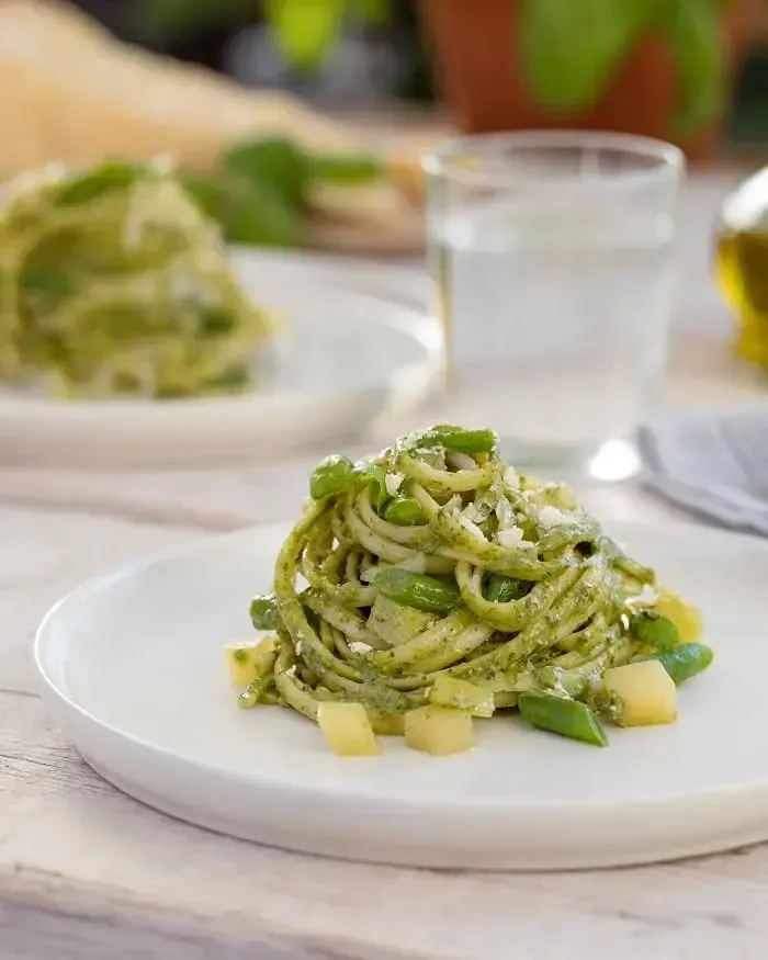 Linguine Pasta with Barilla® Creamy Genovese Pesto, Potatoes and Green Beans Recipe