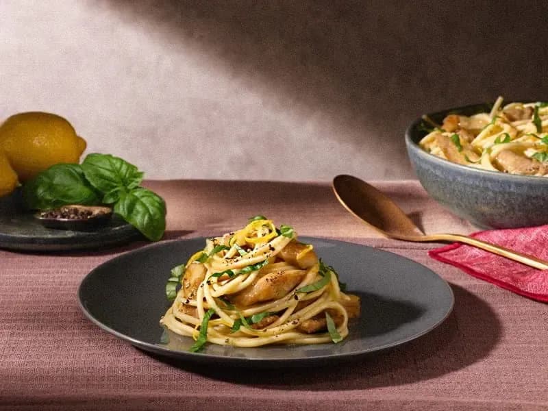 Barilla® Al Bronzo® Spaghetti Pasta with Lemon Chicken, Ginger, Basil and Parmesan Recipe | US_PROD-bf5b892e-2e9f-46fe-97c5-c1b4773e2486