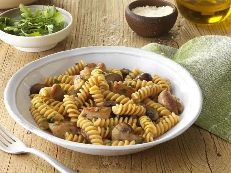 Barilla® Chickpea Rotini Pasta with Truffle Chicken Ragout Recipe | US_PROD-53131bfe-348d-4d7f-84a8-f28d7d7e29dd