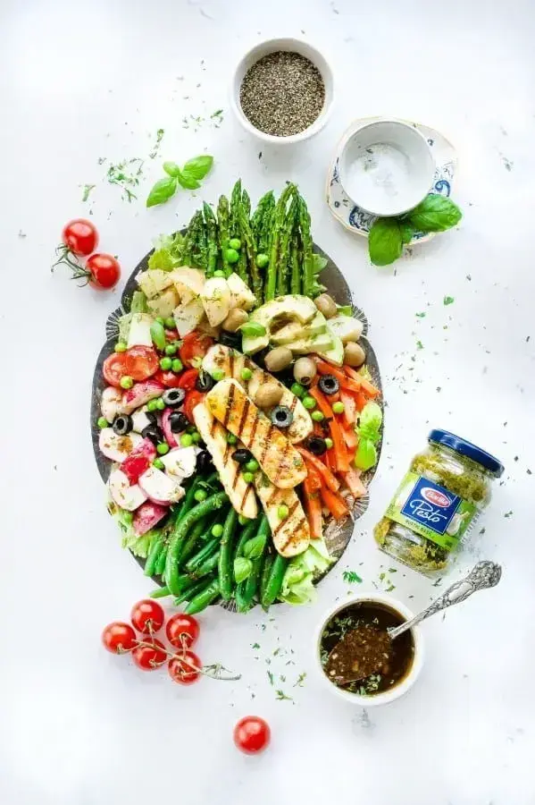 Niçoise Salad with Barilla® Rustic Basil Pesto-Based Vinaigrette Recipe | US_PROD-220b1cfe-fa27-4a3f-8cf3-5dc03483258a