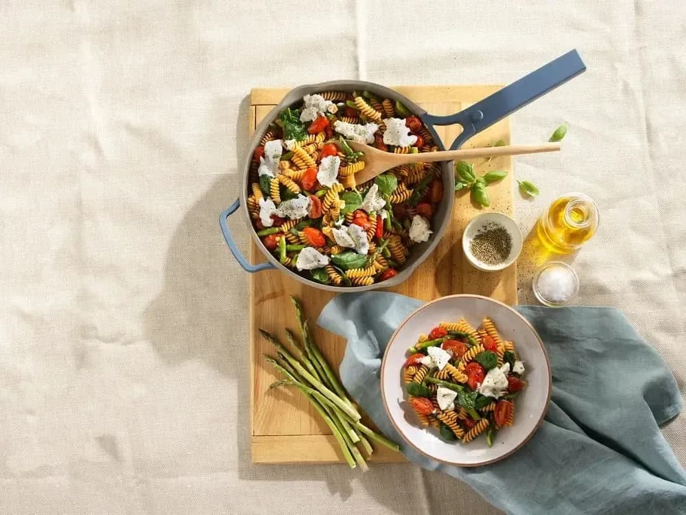 Barilla® Chickpea Rotini Pasta with Asparagus, Spinach, and Burrata Cheese Recipe | US_PROD-9fdceeb3-82c3-47ce-8958-a2e5d6c78bc9