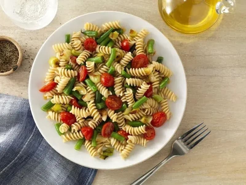 Barilla® Rotini Pasta with Grape Tomatoes, Leeks and Green Beans Recipe | US_PROD-e2bc67e4-b5a7-40ce-b363-c1f3e5de03c1