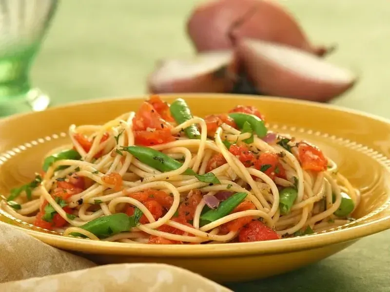 Barilla® Protein+® Spaghetti with Green Beans and Tomatoes Recipe | US_PROD-e41ea7d0-53c0-4277-b2e4-a258e50f6d2f