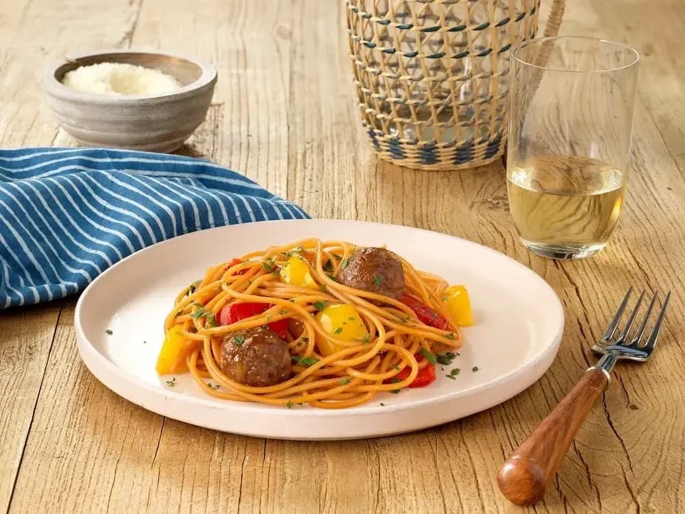 Barilla® Red Lentil Spaghetti with Meatballs Recipe | US_PROD-72c7ecbf-f550-4011-bfd0-a4ea5c68c6b8
