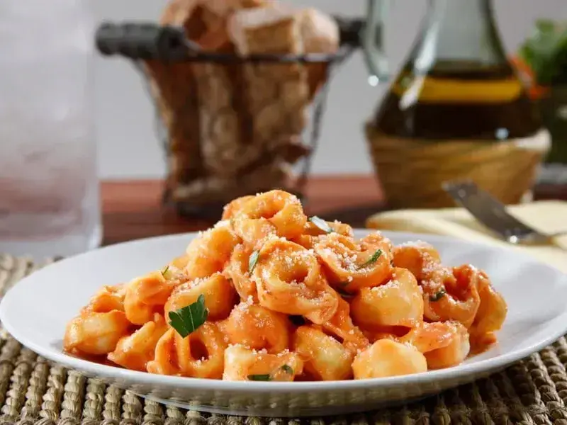 Three Cheese Tortellini Pasta with Barilla® Traditional Tomato Sauce Recipe | US_PROD-c5e35f15-c6f3-4a10-8c5a-36191d044609