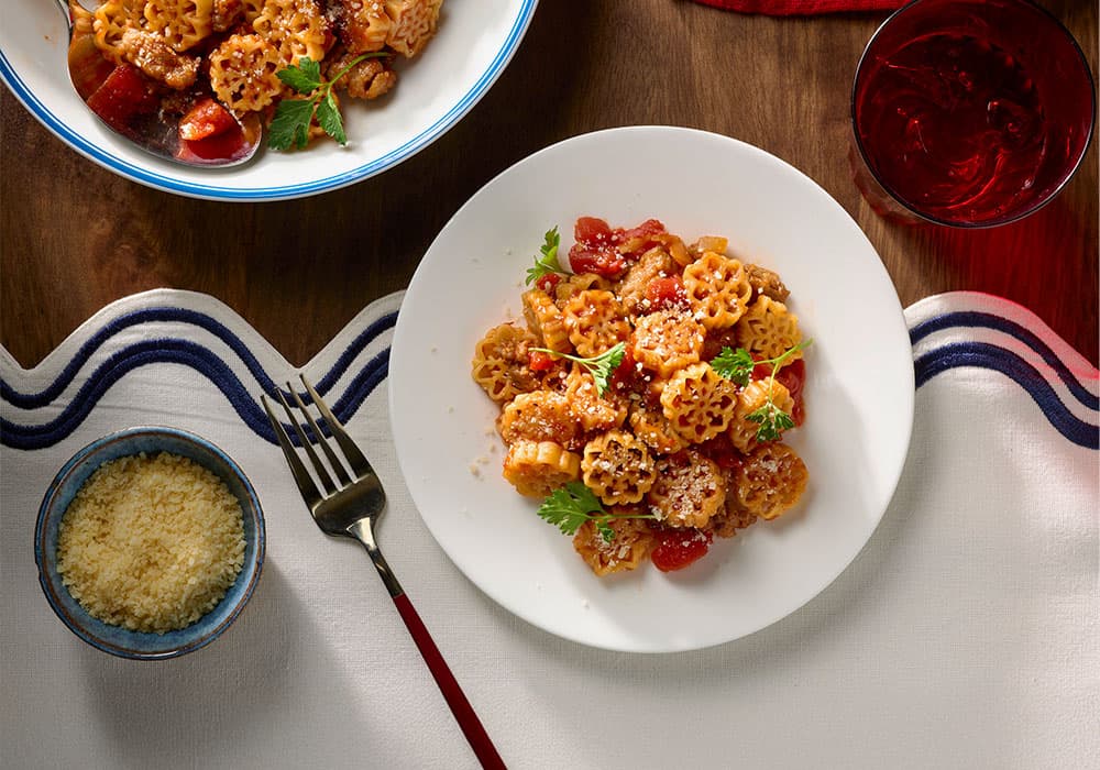 Barilla Snowfall Pasta Spicy Sausage Red Sauce | US_PROD-6nAVPS4XvqFWDEjuUQmK5M