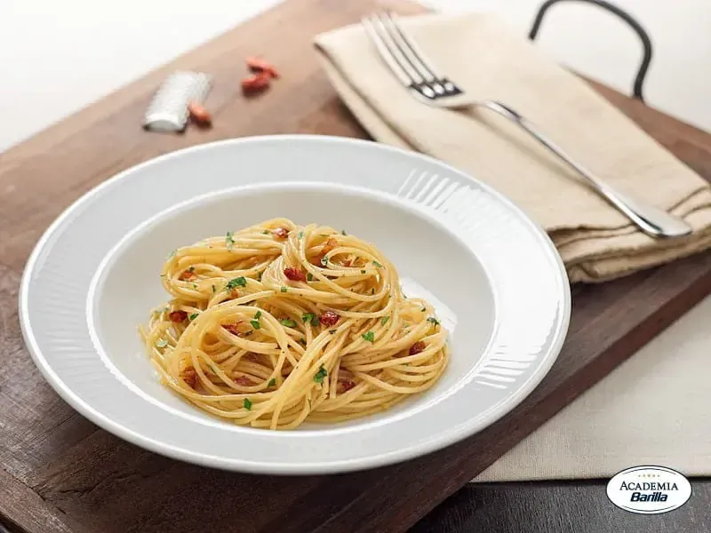 Barilla® Protein+® Spaghetti, Aglio, Olio e Peperoncino Recipe | US_PROD-4d75a796-14b4-4e16-98c9-adbfa60c5ed4