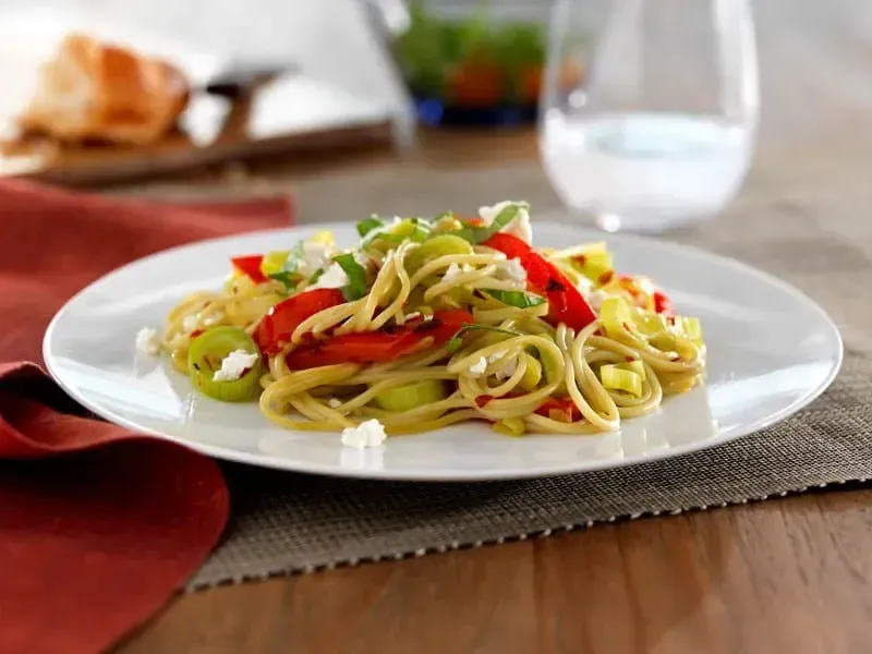 Barilla® Spaghetti with Roasted Peppers and Goat Cheese Recipe | US_PROD-f14ee69b-c0ab-44a5-b653-f33d1b1efa5f
