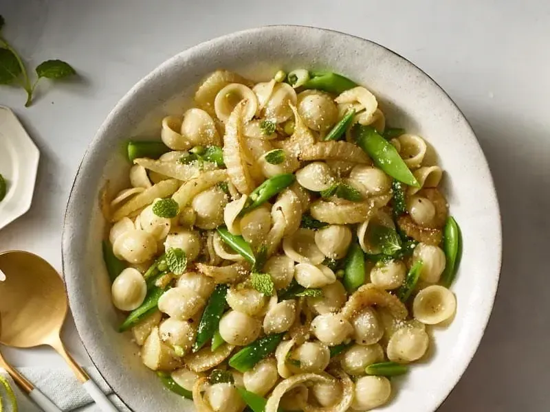 Barilla® Al Bronzo® Orecchiette Pasta with Snap Peas, Fennel and Mint Recipe | US_PROD-939f79c6-1560-41d0-8e03-49905401cdca