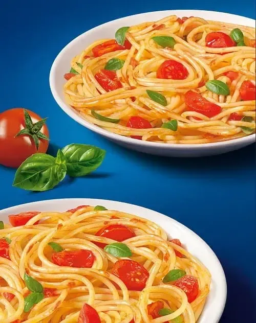 Barilla® Spaghetti with Tomato Sauce and Basil Oil Recipe | US_PROD-281ab617-5eba-43e8-baed-bbdecf0b0171