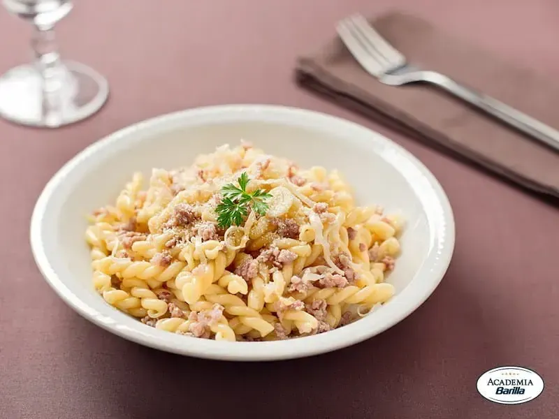 Barilla® Gemelli Pasta with Italian Sausage and Leeks Recipe | US_PROD-72edef8c-f476-45a5-a403-f80637ff27f0