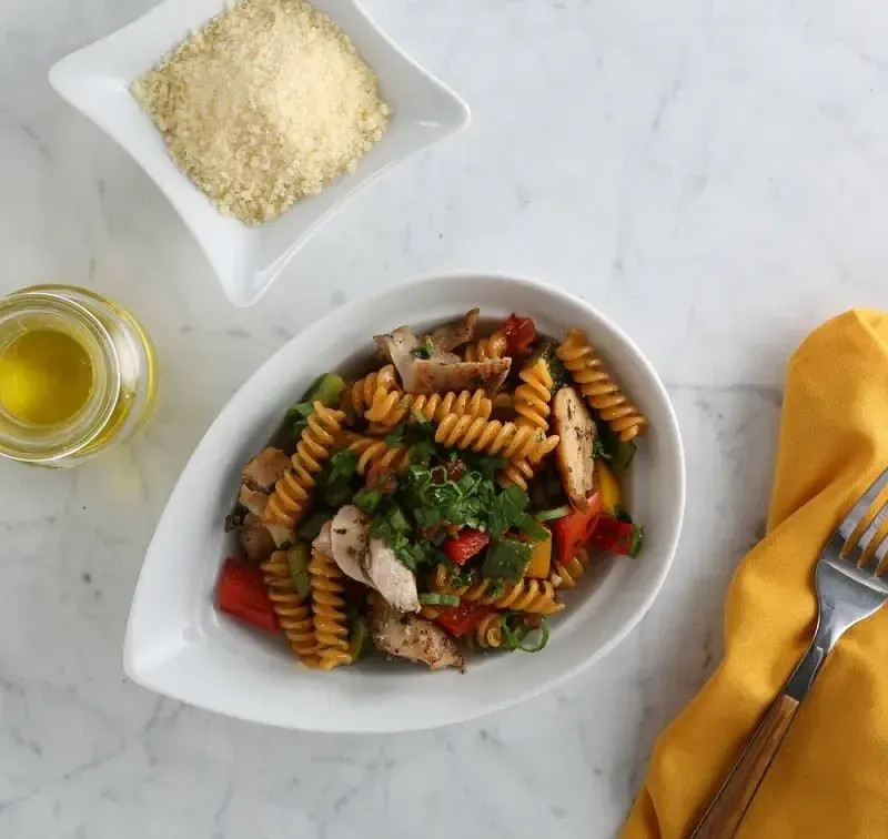 Barilla® Chickpea Rotini Pasta with Jerk Chicken, Peppers and Tomatoes Recipe | US_PROD-d0ce0f15-a091-4fba-824a-feb5bb8f4834