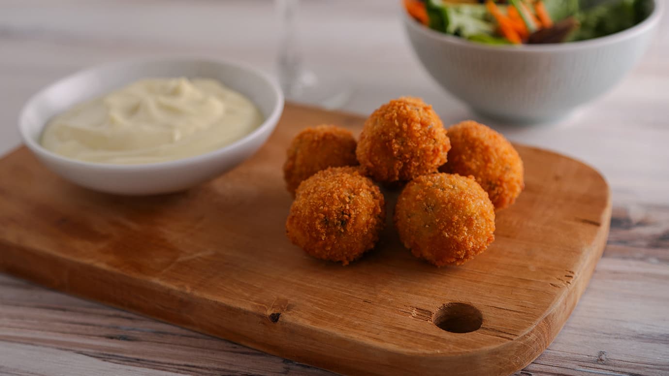 Barilla® Air Fryer Kimchi Orzo Arancini with Garlic Aioli Sauce Recipe | US_PROD-6Zku5WnlWXEvks97H2Ah1n