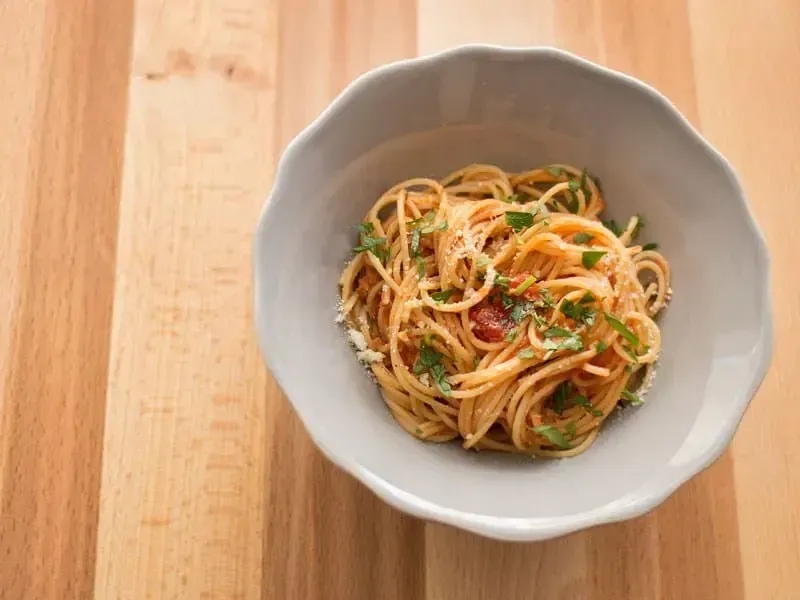 Whole Grain Thin Spaghetti with Barilla® Marinara Sauce, Romano Cheese And Parsley Recipe | US_PROD-664674c8-c0aa-425b-a0b3-86cab633885e