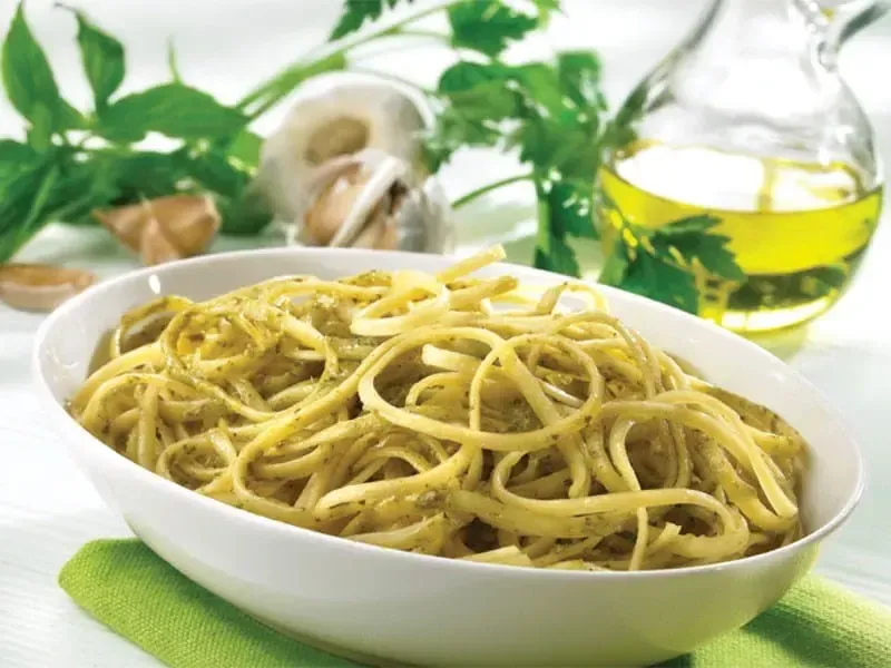 Barilla® Linguine Pasta with Pesto Recipe | US_PROD-0a16cf0d-e552-44c7-84e4-34e1416534bc